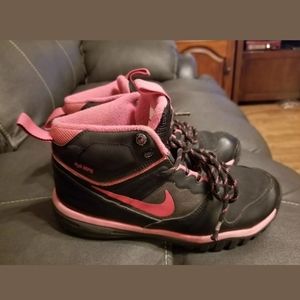 Nike Kids' DUAL FUSION HILLS Girls Sz 3y